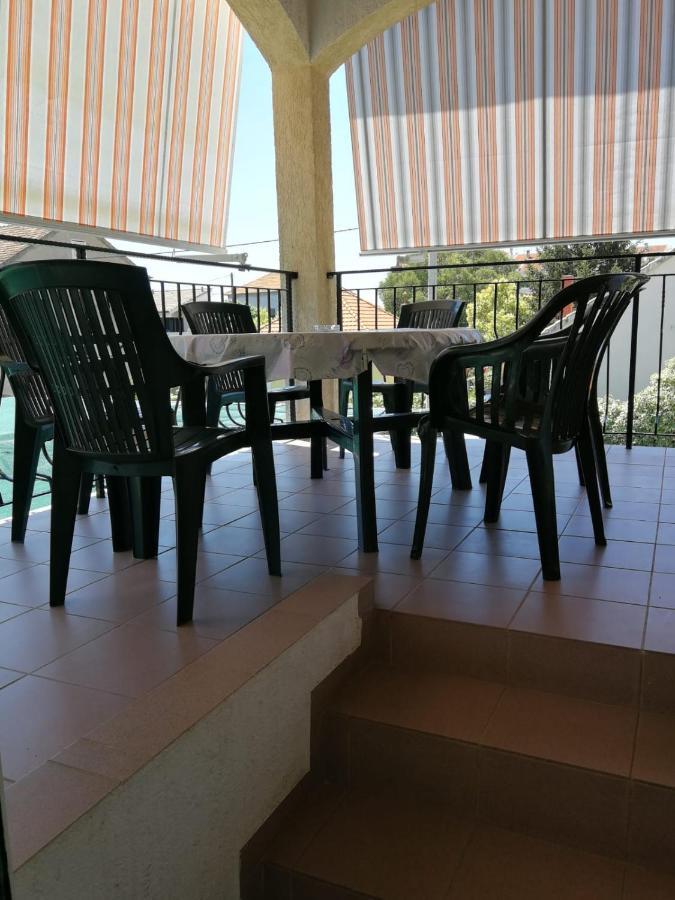 Apartments Ljubica Biograd Na Moru Buitenkant foto