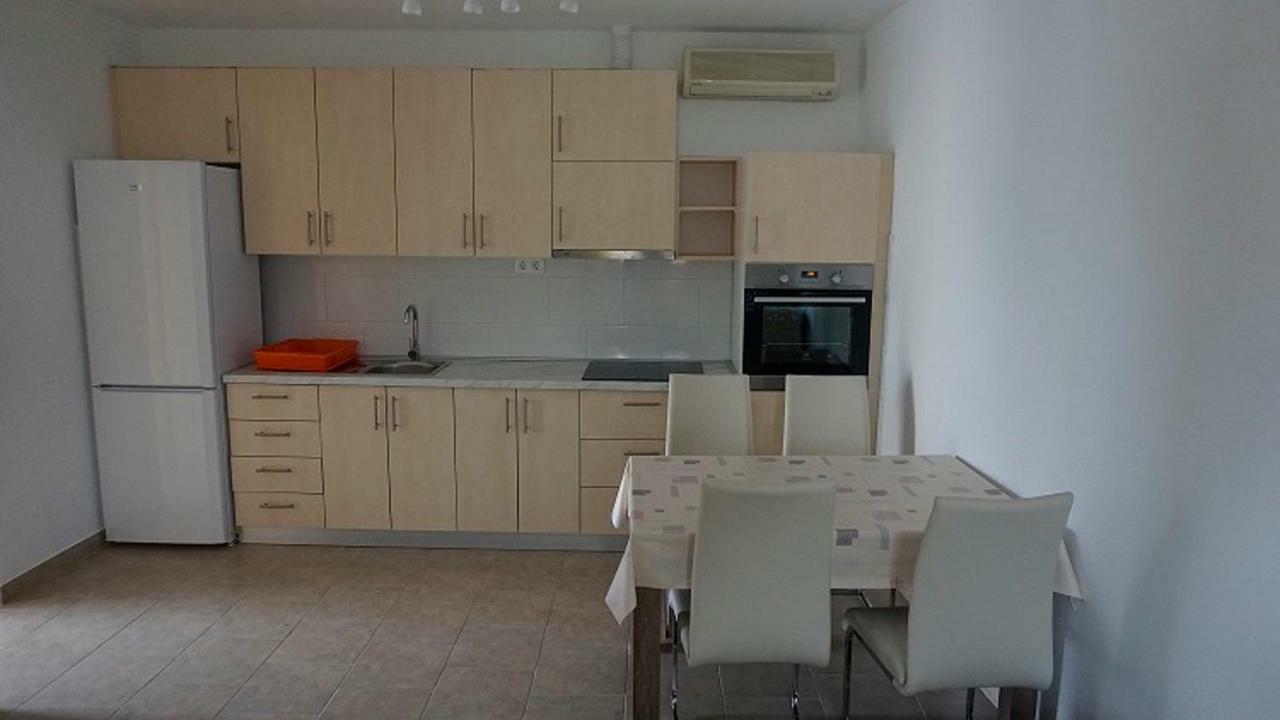 Apartments Ljubica Biograd Na Moru Buitenkant foto