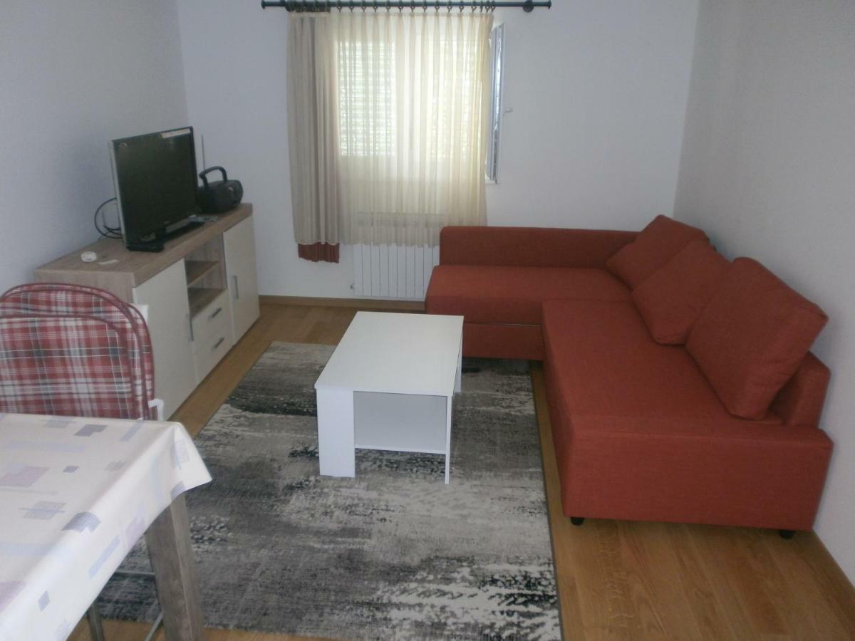 Apartments Ljubica Biograd Na Moru Buitenkant foto